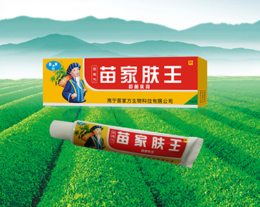 ����w���־����